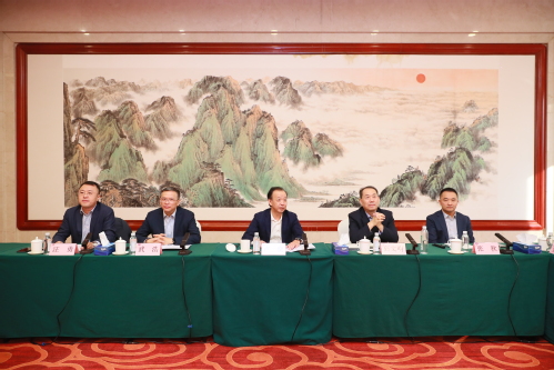 c4736980-90bd-43ce-a5ec-c19afcef11c0